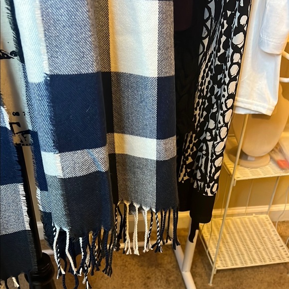 NWOT Plush Apparel- Plaid Black, Navy, and White Scarf - Picture 5 of 5